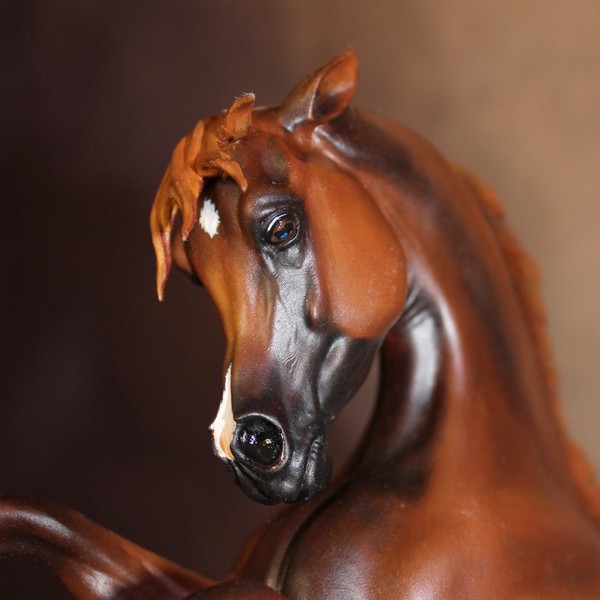 Finitions acryliques sur modèle aux huiles