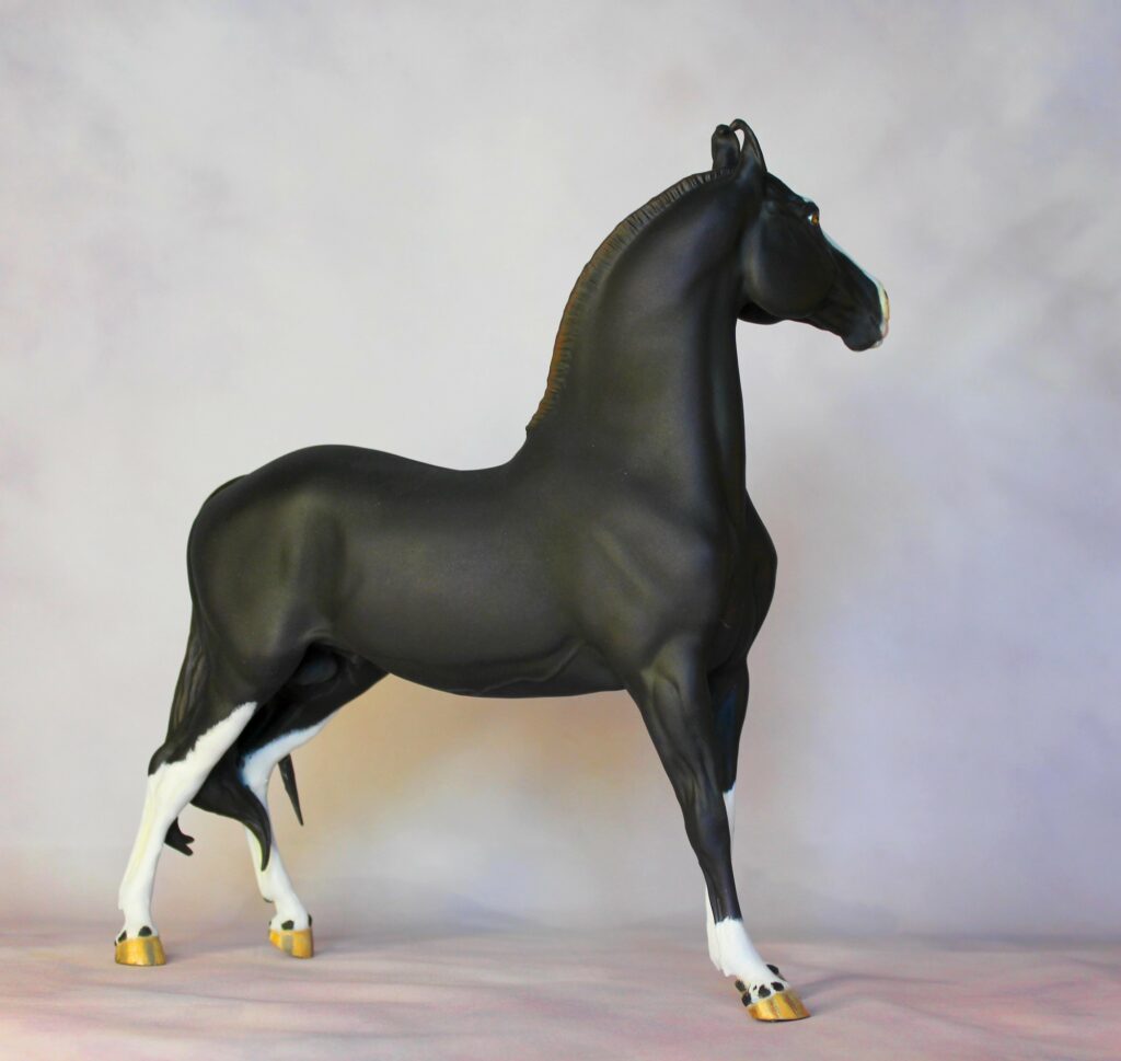Modélisme équin : noir aux pastels